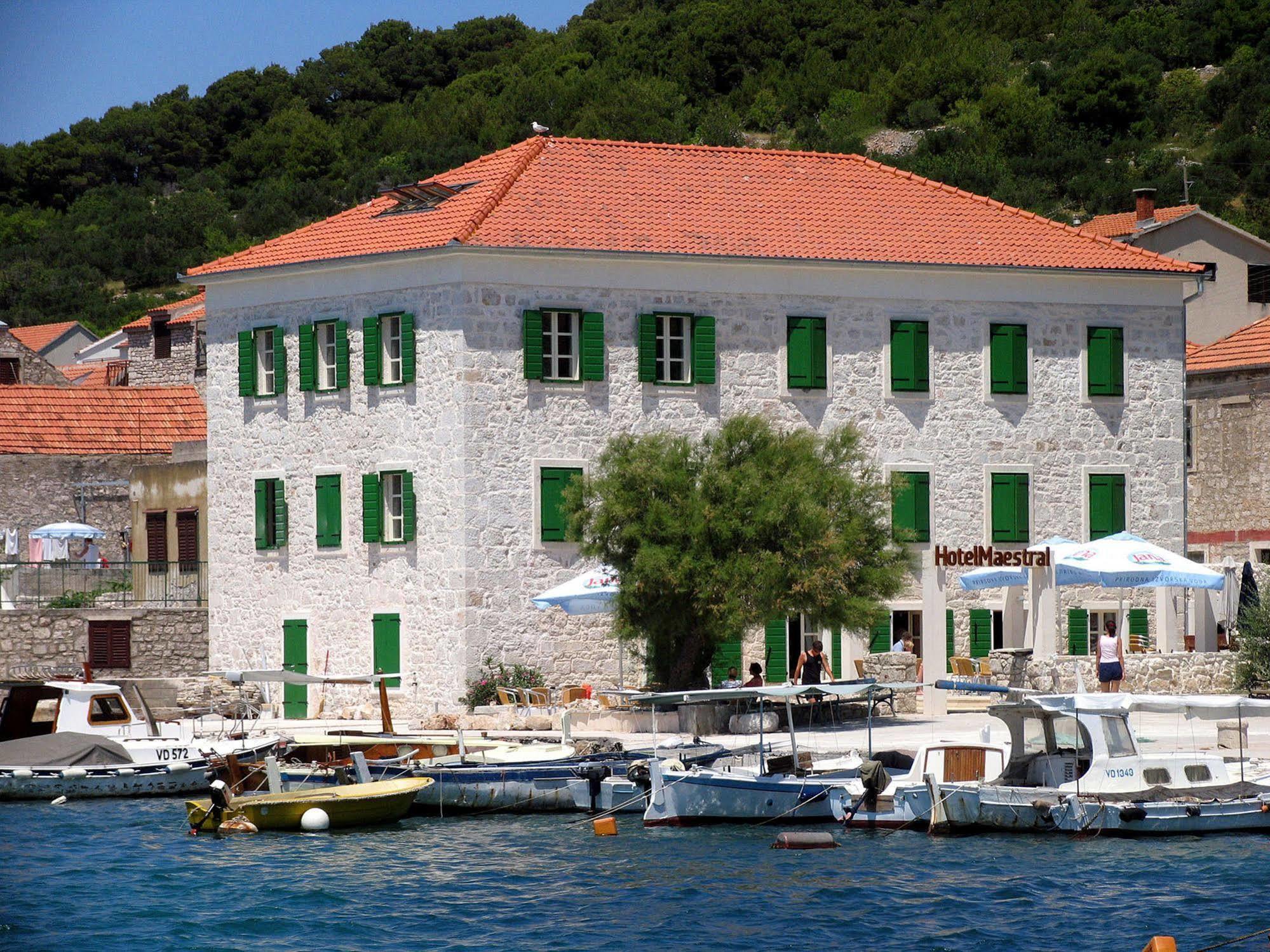 Hotel Maestral Prvić Luka Exterior foto